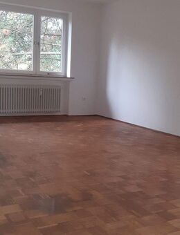 Großzügige 4-Zimmerwohnung - Bremen