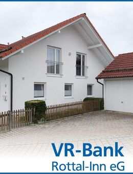 Gemütliches Eigenheim - charmante Doppelhaushälfte in ruhiger Siedlungslage! - Tann