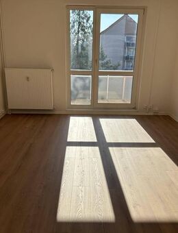 2Raumwohnung mit Balkon!!! - Bad Dürrenberg