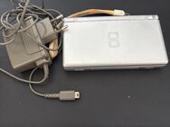 Nintendo DS Lite in Silber – voll funktionsfähig mit Ladekabel – ohne Stylus & Spiele - Meerbusch