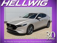 Mazda 3, 2.0 l Exclusive Design-Paket Automatik 2024 NEU, Jahr 2022 - Hoyerswerda