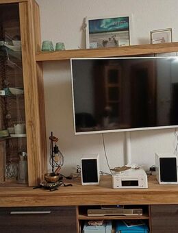 4-teilige Schrankwand mit Beleuchtung, Maße: 3,15 × 2,12 × 0,50 - Singen (Hohentwiel)