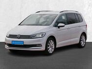 VW Touran, 1.5 TSI Highline Dig, Jahr 2023 - Lehrte