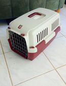 Katzen/Hundetransportbox 50 x 32 x 30 cm neuwertig in 56588