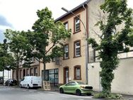 RESERVIERT!!! Wohn-/Geschäftshaus mit 5 Wohneinheiten - Alt-Saarbrücken - Saarbrücken
