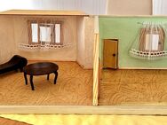 Antike DDR Puppenstube 2 Zimmer mit Erker und Toilette - Creuzburg