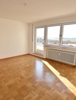 ++ Ruhiges Wohnen mit herrlichem Blick - sofort beziehbar ++ - Rechberghausen