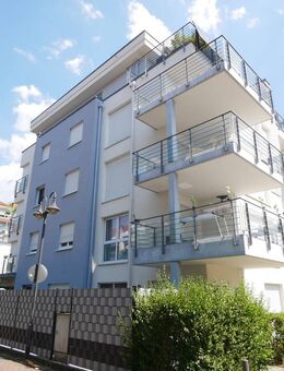 "Nähe Rebstockpark" Moderne 4-Zimmerwohnung mit Dachterrasse, Lift & Tiefgarage in Frankfurt-Nied - Frankfurt (Main)