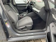 VW Golf, 2.0 TDI MOVE VIII MOVE, Jahr 2024 - Saal (Donau)