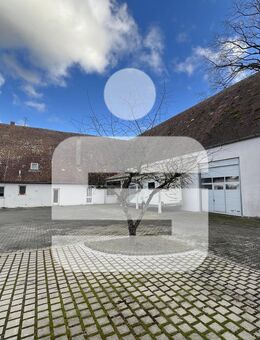 Hier haben Sie vielfältige Möglichkeiten!...Wohnhaus! Büroräume! Fertigungsraum! - Erlangen