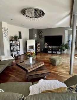 Großzügiges Einfamilienhaus in bester Lage von Amberg - Wohnen, Arbeiten & Leben unter einem Dach - Amberg