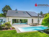 Freistehender Bungalow mit exklusiver Ausstattung und Außenpool - Aachen