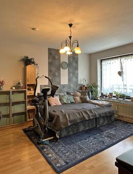 Helle 2 Zimmer-Wohnung mit Loggia in Olching-Esting - Olching