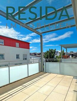 Barrierefreie, stilvolle 2-Zi.-Wohnung mit Süd-Terrasse, Stellplatz & Einbauküche - Böblingen