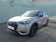 DS Automobiles DS 3, Crossback 3 130 EU6d 1.2 PureTech EAT8 Bastille Navi Klimaautom DAB Spurhalteass. Verkehrszeichenerk., Jahr 2022 - München