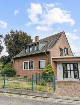 Freistehendes Einfamilienhaus mit großem Garten in ruhiger Lage von Dinslaken - Dinslaken