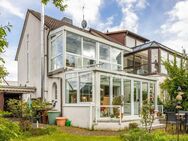 Attraktive Doppelhaushälfte mit eigenem Charme!!! 2 Wintergärten, hübschem Garten und vielem mehr - Mörfelden-Walldorf