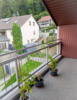 Gemütliche 2-Zimmer-Wohnung mit Balkon in guter Lage - Nagold