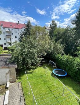 Gemütliche und moderne 3 Raum Hochparterre-WE mit Balkon in Niedrigenergiehaus in ruhiger Lage von Hilbersdorf - Chemnitz