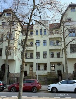 Vermietete Altbauwohnung mit Balkon, unweit vom Krampasplatz ***abgez. Dielen***Tageslichtbad*** - Berlin
