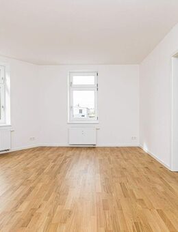 Frisch renoviert & hell - 2 Zimmer mit stilvollem Duschbad - Leipzig