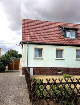 Freistehend, charmant, voller Möglichkeiten - hier beginnt dein Projekt Eigenheim! - Aken (Elbe)