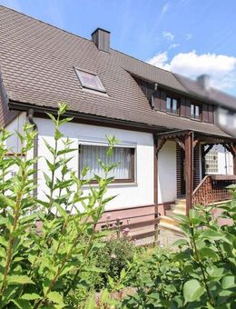 Familienglück mit Perspektive - charmantes Haus mit Teilungspotenzial in Viereth-Trunstadt - Viereth-Trunstadt