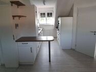 exclusives Appartement für Single im 1. Stock, Balkon + Stellplatz - Pförring