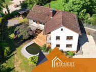 Einfamilienhaus mit Einliegerwohnung, Garten und Schwimmteich, in Parknähe am Rande von Coburg - Sonnefeld
