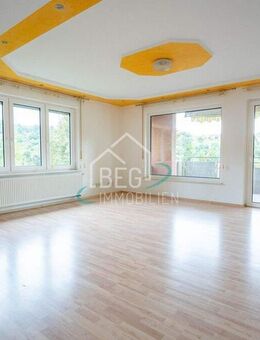 Großzügige 5-Zimmer-Wohnung mit Balkon und Garagenstellplatz - Schwäbisch Hall