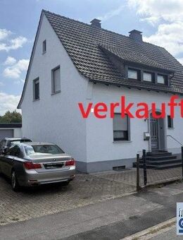 Zweifamilienhaus mit 1.229 m² Traumgrundstück – ideal für zwei Generationen oder zur teilweisen Vermietung - Menden (Sauerland)