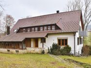 Tolles Zweifamilienhaus mit viel Fläche für Ihre Pferde! - Talheim (Regierungsbezirk Freiburg)