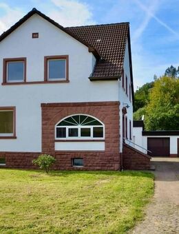2 Wohnhäuser | ca. 140 m² und 65 m² Wohnfläche | ca. 1.557 m² Grundstück | Densborn - Densborn