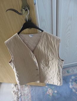 Jacke, ärmellos, Größe 40, zu verschenken - Stuttgart