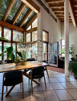 *JUWEL AUF DER OSTALB* Lichtdurchflutete Villa mit Einliegerwohnung und Pool / herrlicher Fernblick - Böhmenkirch