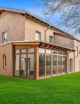 *** Wohnen und Leben in unmittelbarer Nachbarschaft vom Schloßpark *** Ein echtes Juwel mit viel Platz und Natur *** - Potsdam