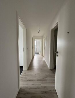 Sanierte 2-Zimmerwohnung im Dachgeschoss - Wolfenbüttel