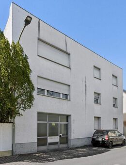 4-Zimmer-Wohnung mit Balkon und Garage - Sanierungsobjekt mit Geschichte in guter Lage von Mühlheim - Mühlheim (Main)