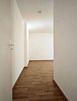 Attraktive 3-Raum-Wohnung mit Balkon, Tageslichtbad und Abstellraum - frei ab 01.10.2025 - Leipzig