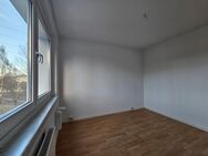 * inkl. Einbauküche!!! * hübsche 2 Raum Wohnung in ruhiger Lage mit Balkon * - Chemnitz