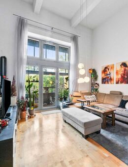 Einzigartige Loftwohnung in Berlin-Adlershof mit Wintergärten & eigenem Garten - Berlin