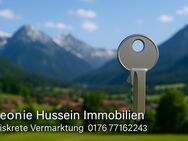 Diskrete Vermarktung: Altbau-Einfamilienhaus mit angrenzendem Baugrundstück in Oberstdorf - Oberstdorf