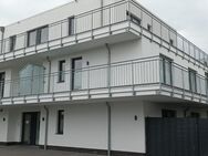 Pillauer Weg: Attraktives 2-ZKB-Penthouse mit Fahrstuhl in Sackgassenlage! - Oldenburg