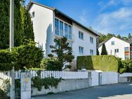 Großzügiges Zweifamilienhaus mit idyllischem Garten und Weitblick über Schwandorf! - Schwandorf