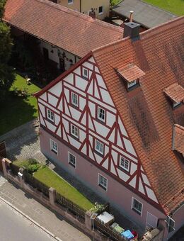 Exklusives Fachwerk/Mehrgenerationenhaus ideal für Wohnen und Arbeiten - Erlangen