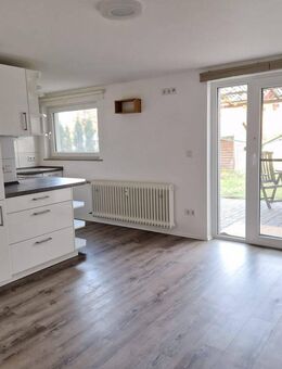 1,5 Zimmer Wohnung mit Terrasse und Garten in Bad Salzuflen, Wüsten - Bad Salzuflen
