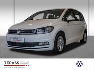 VW Touran, 1.2 TSI Trendline, Jahr 2016 - Wuppertal