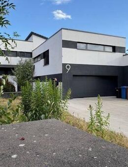 Klassische, großräumige Villa mit Büro und Praxisräumen ***** - Rodenbach (Hessen)