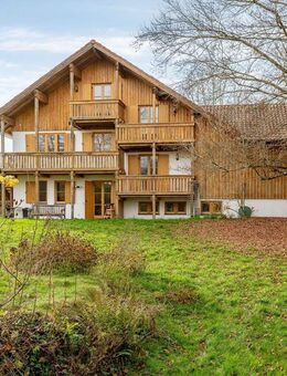 AIGNER - Großzügiges Einfamilienhaus mit Einliegerwohnung und Weitblick in Grafrath - Grafrath