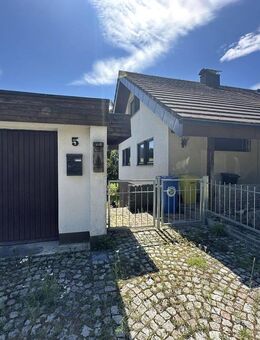 Wohnen mit Weitblick - Einfamilienhaus mit großem Garten - Niedereschach